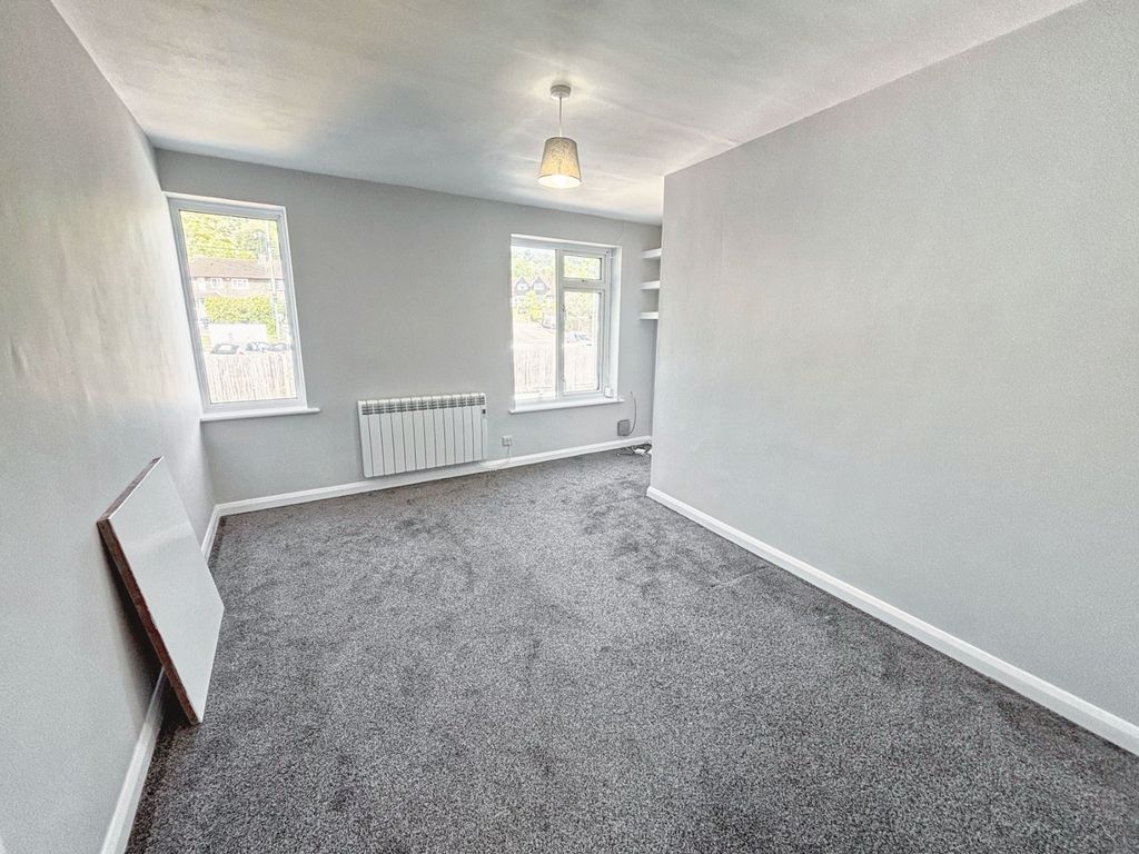 Property photo 3 of 5 Picture No. 02