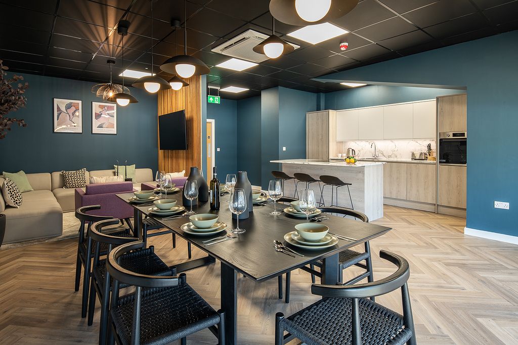 Property photo 3 of 9 Image