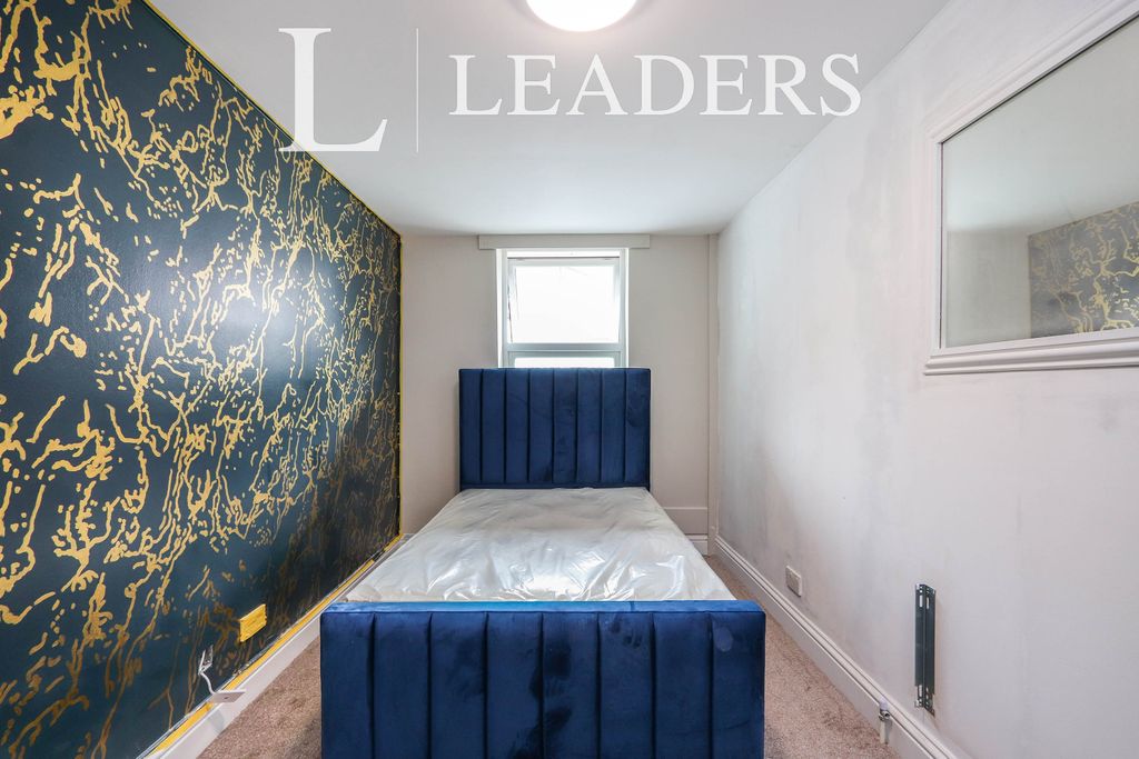 Property photo 1 of 7 3727d057-Ed3d-ee11-B