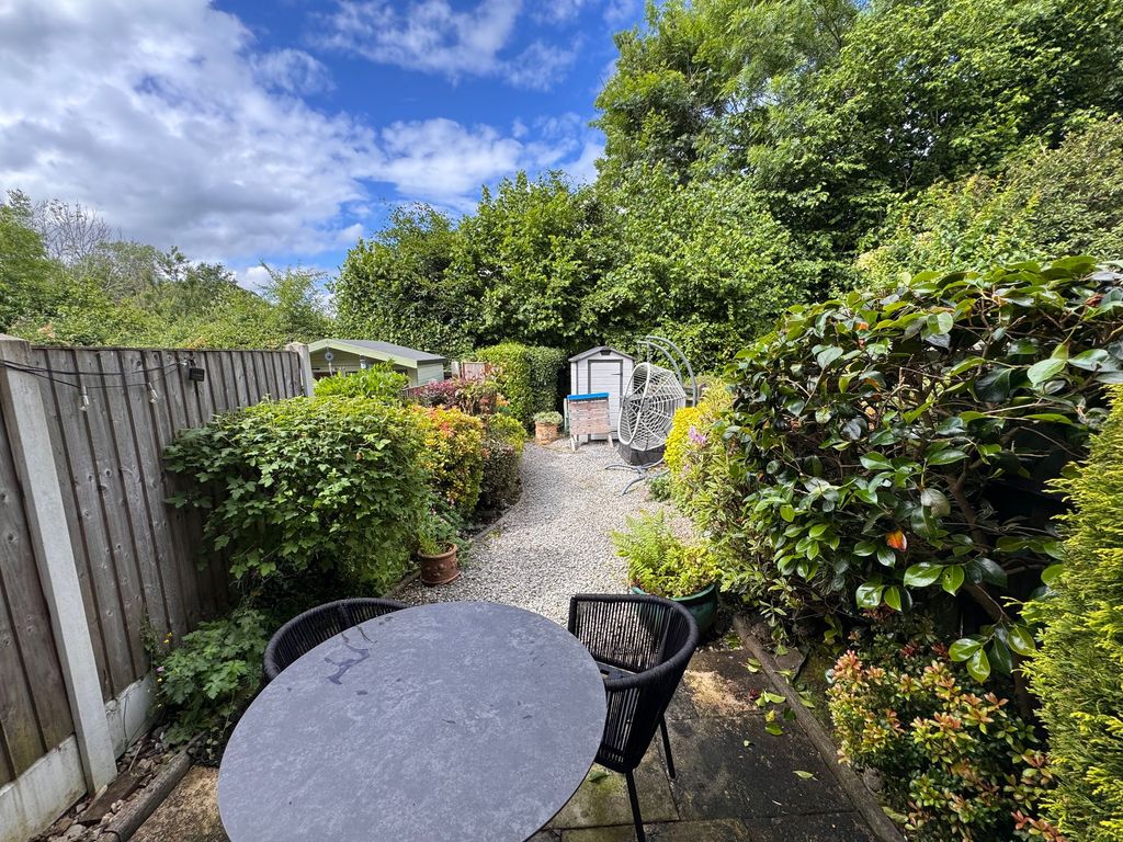 Property photo 2 of 10 Garden