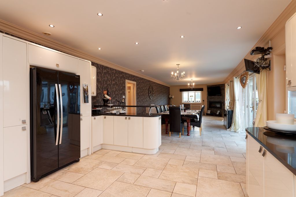 Property photo 3 of 36 Property Image 3