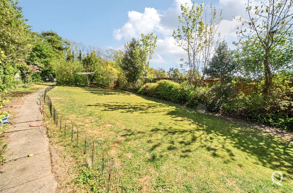 Property photo 2 of 23 19c5d479-6F24-43B...
