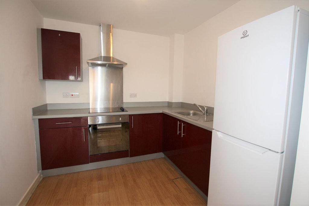 Property photo 3 of 8