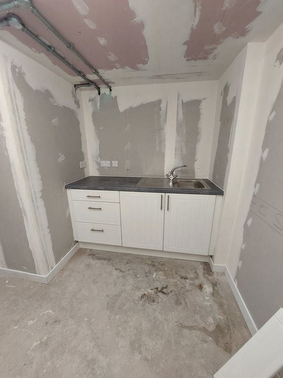 Property photo 3 of 5 Photo 3