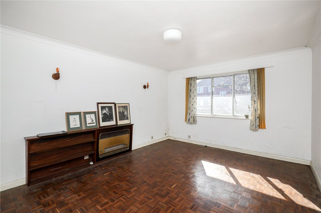 Property photo 1 of 9 Picture No. 01