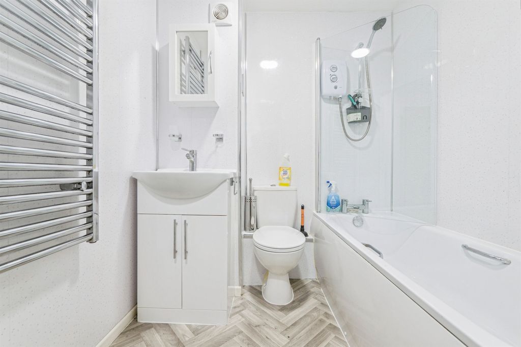 Additional image 4 of 1 bed flat for saleNewport Road, Roath, Cardiff CF24