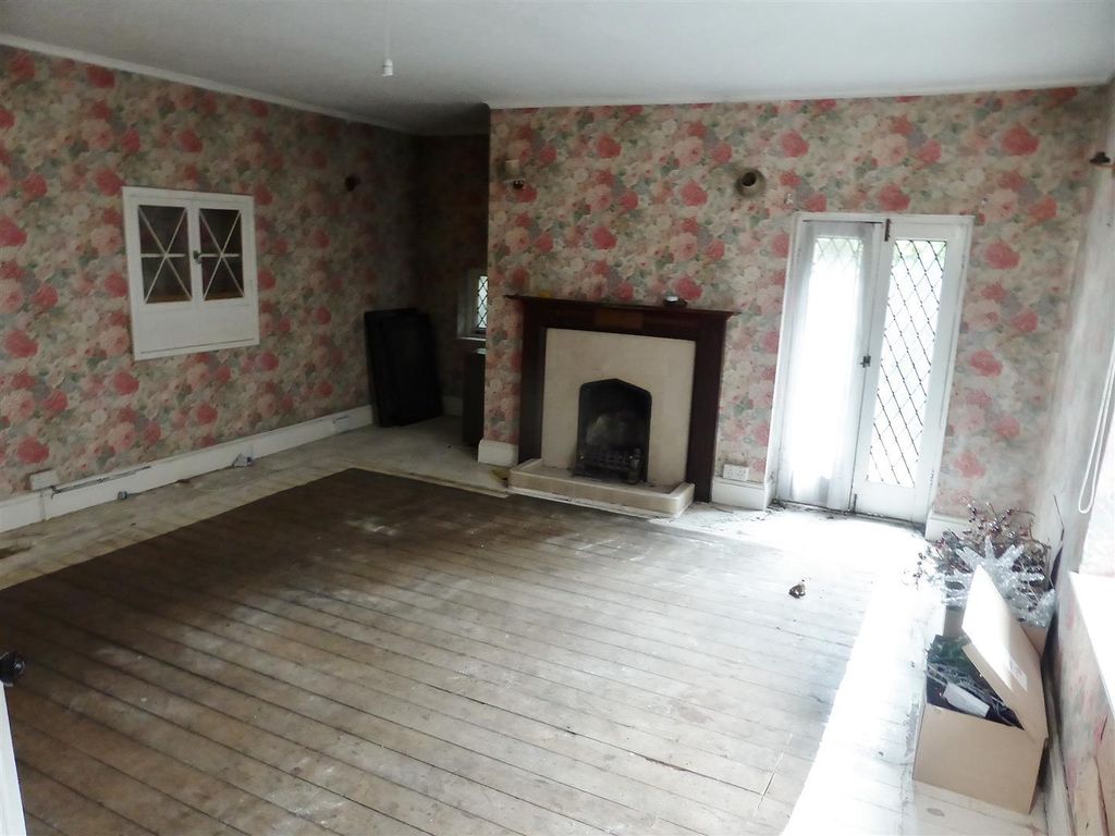 Property photo 3 of 3 25 King Street