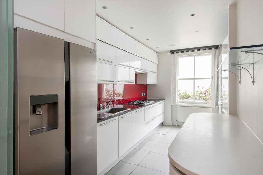 Property photo 3 of 16 Image