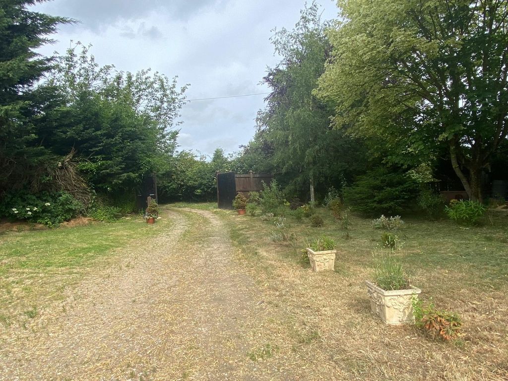 Property photo 3 of 18