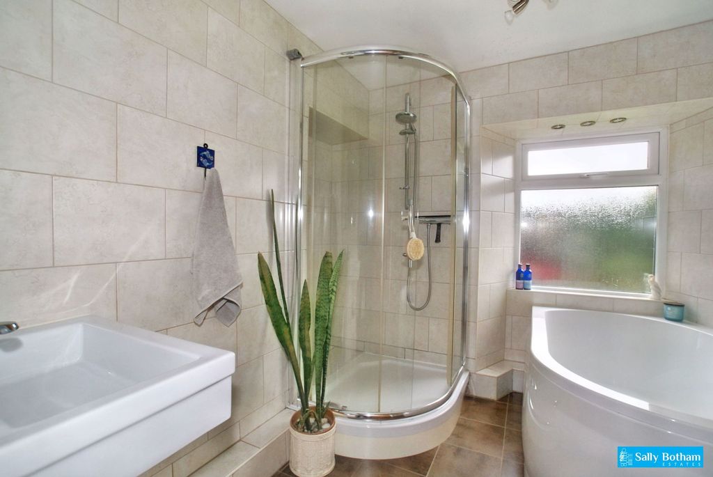 Additional image 7 of 3 bed flat for saleAmbervale Flats, Moor Road, Ashover, Chesterfield S45