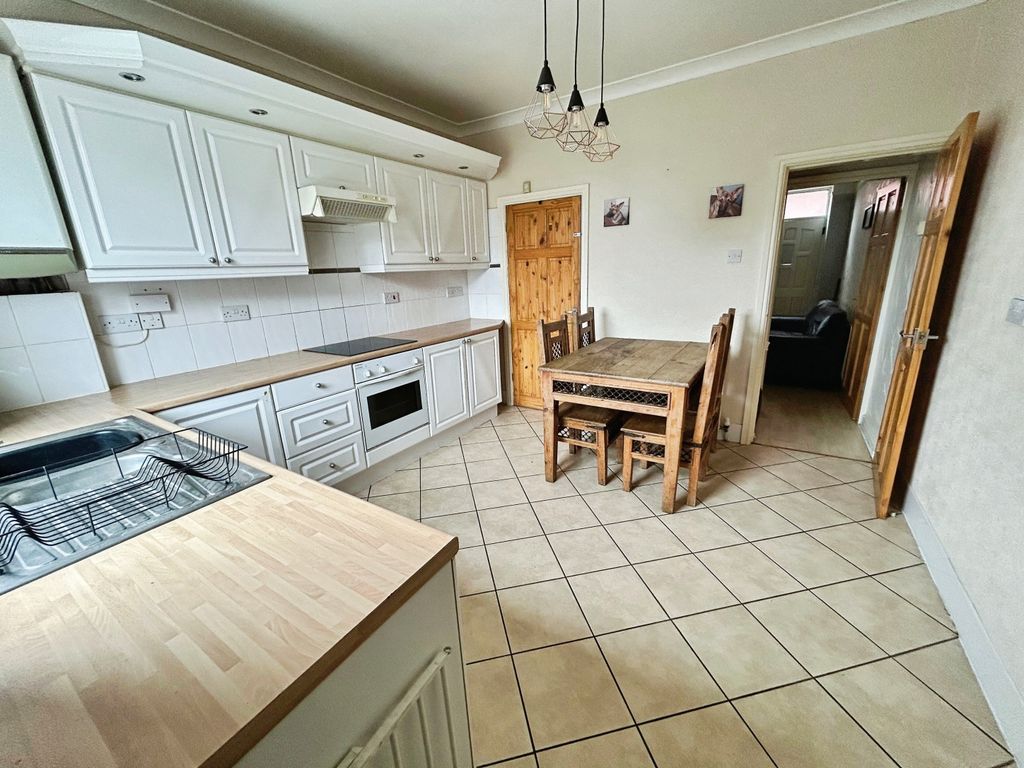 Property photo 2 of 12 7d86Fe4A-Img_6785