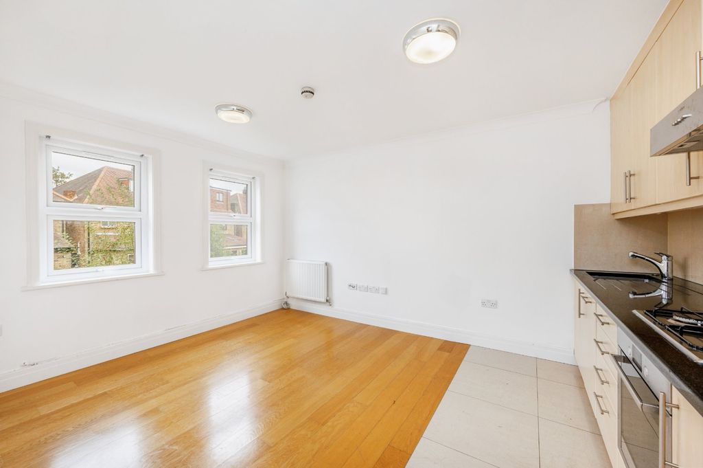 Property photo 1 of 11 Picture No. 02