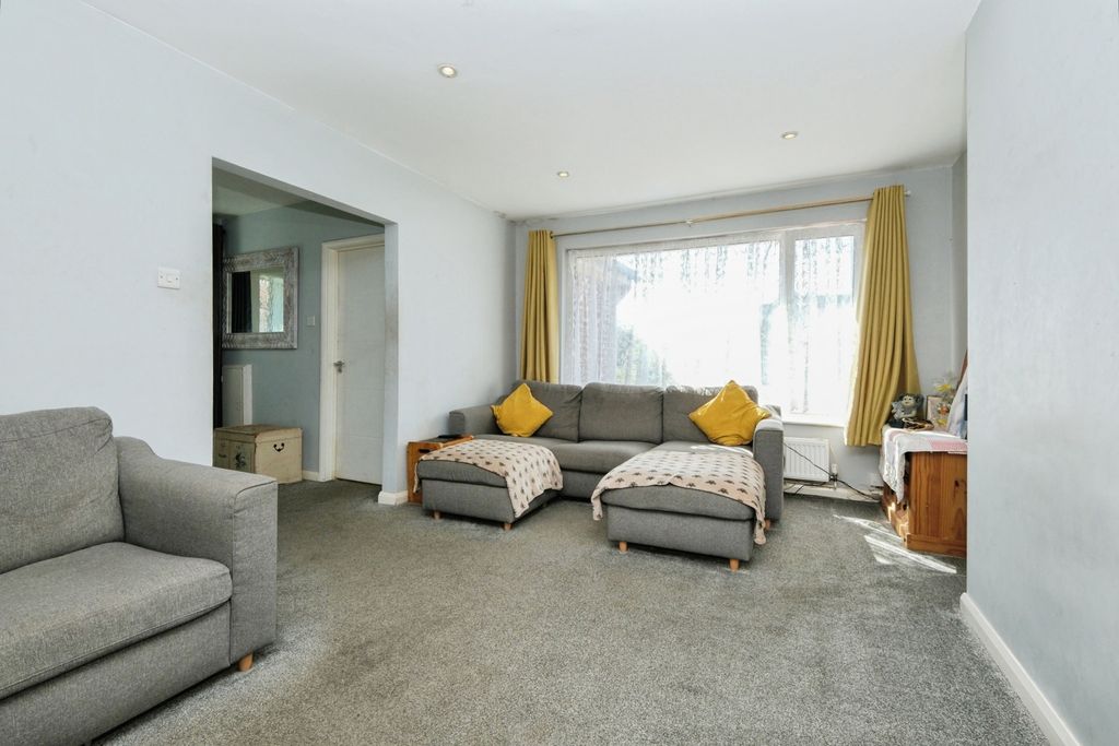 Property photo 2 of 18 Pbox-Img.Jpg