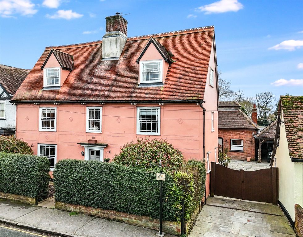 Property photo 1 of 19 Front