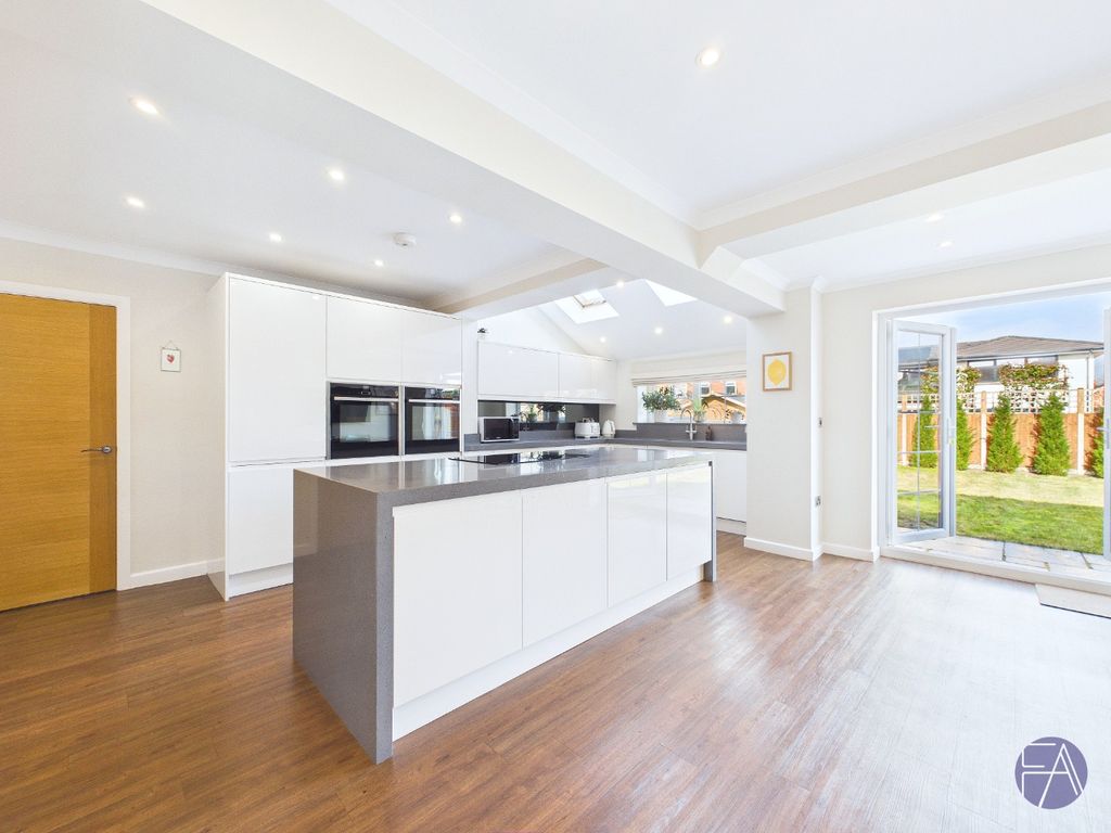 Property photo 3 of 23 4845155