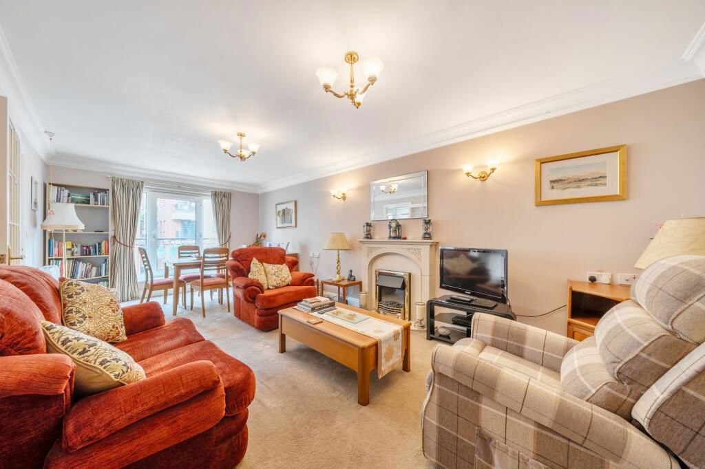 Property photo 2 of 11