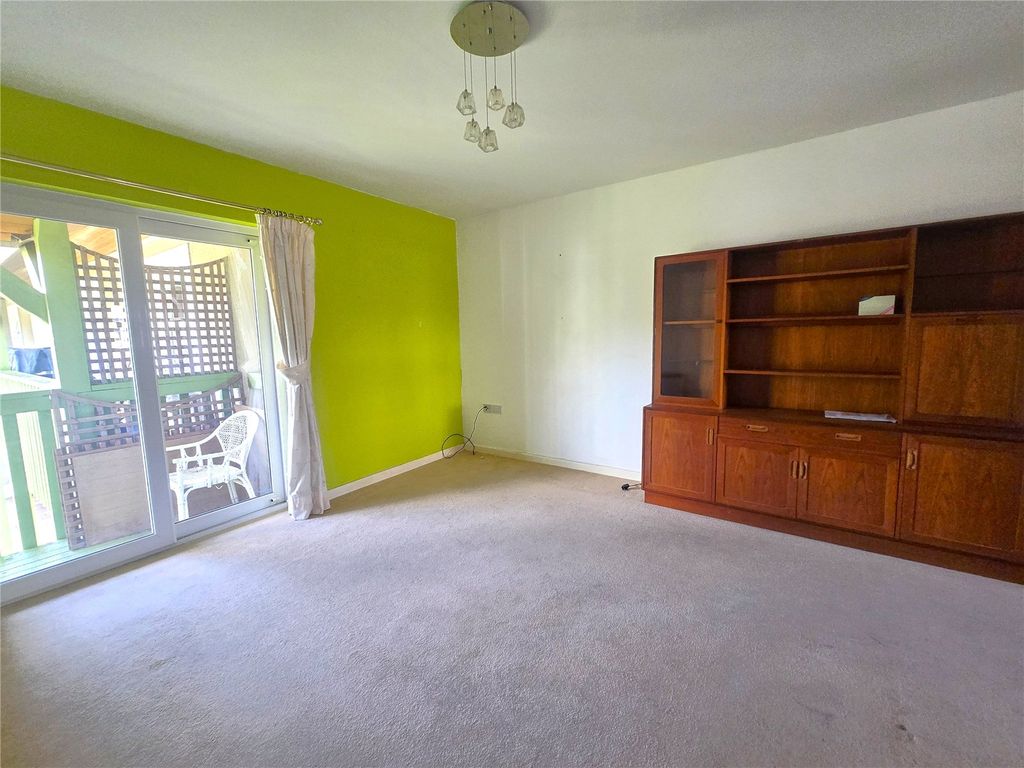 Property photo 2 of 14 Picture No. 01