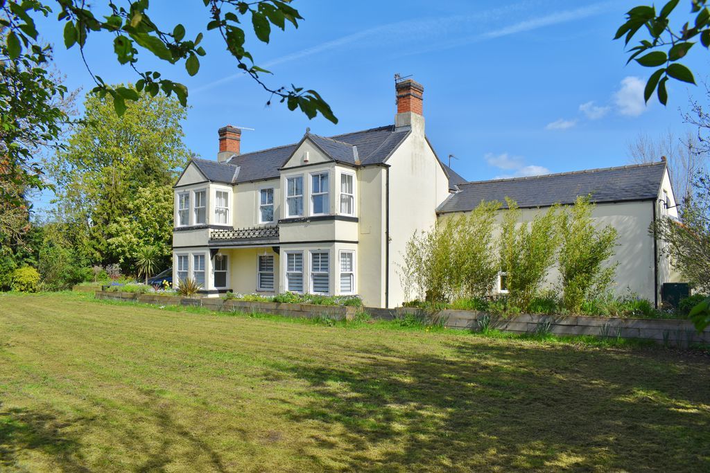 Property photo 1 of 21 Photo 1