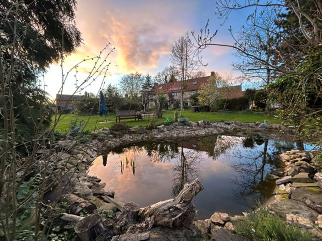 Property photo 1 of 36