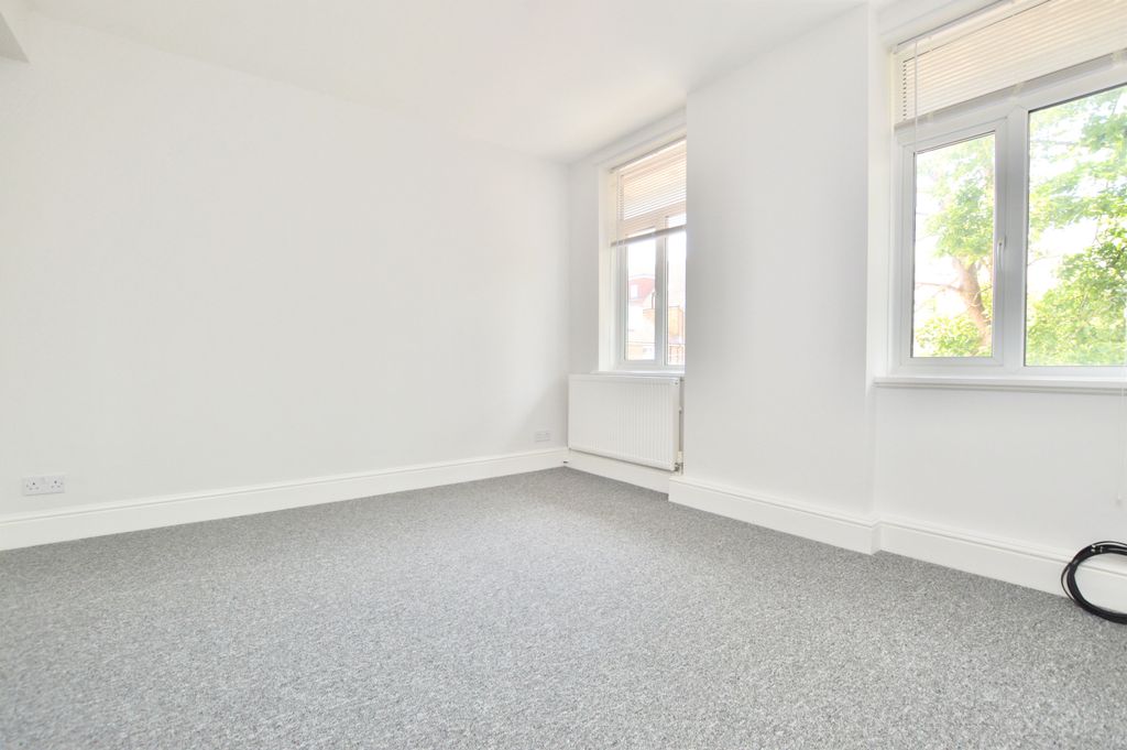 Property photo 2 of 5 Picture 2