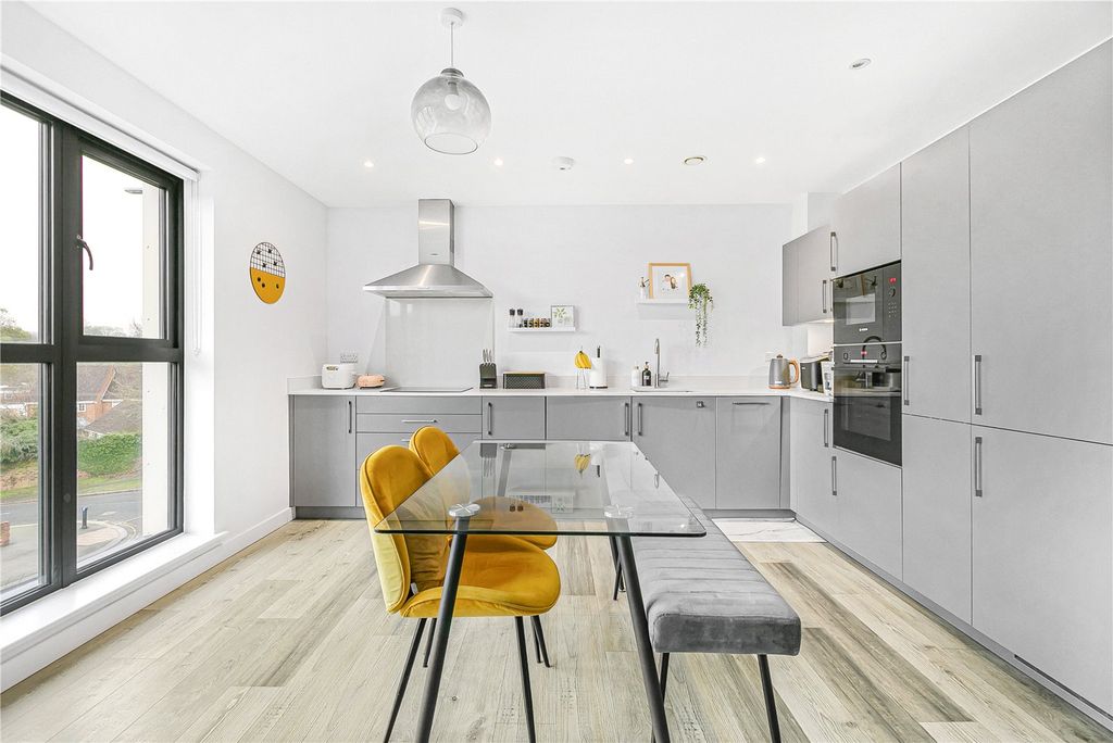 Property photo 3 of 10 Picture No. 04