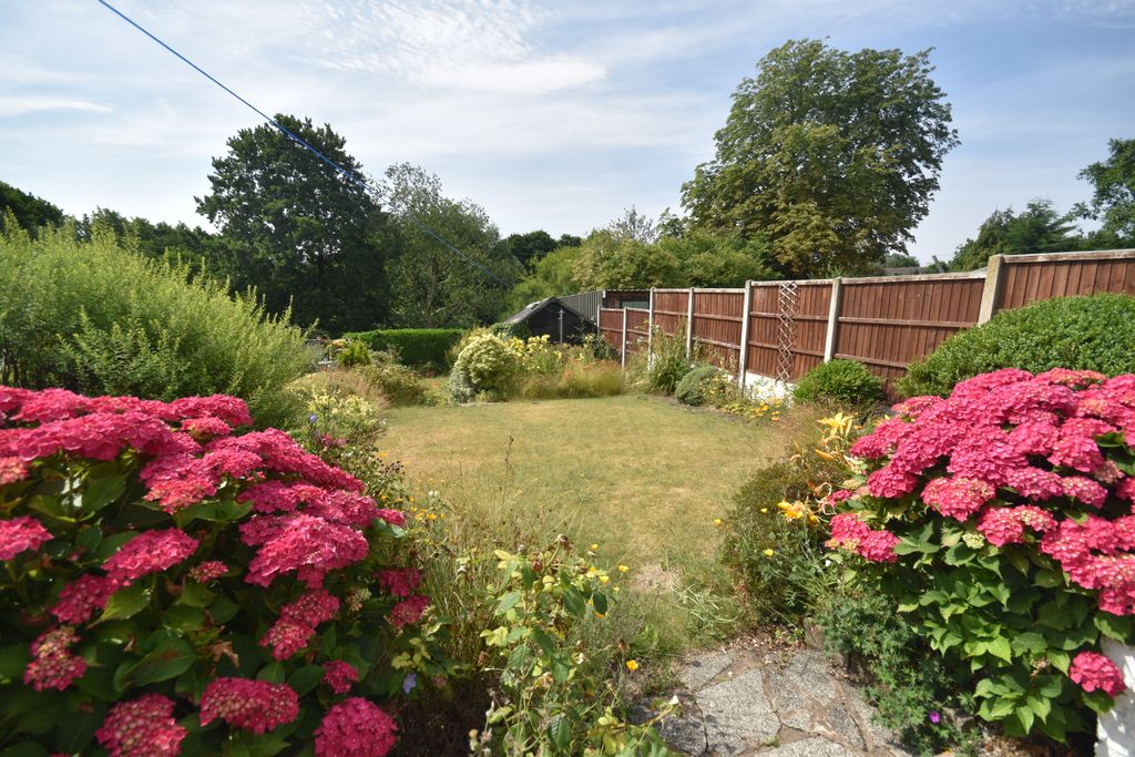 Property photo 2 of 17 Rear Garden