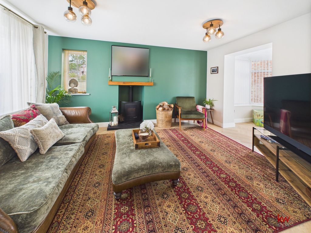 Property photo 1 of 31