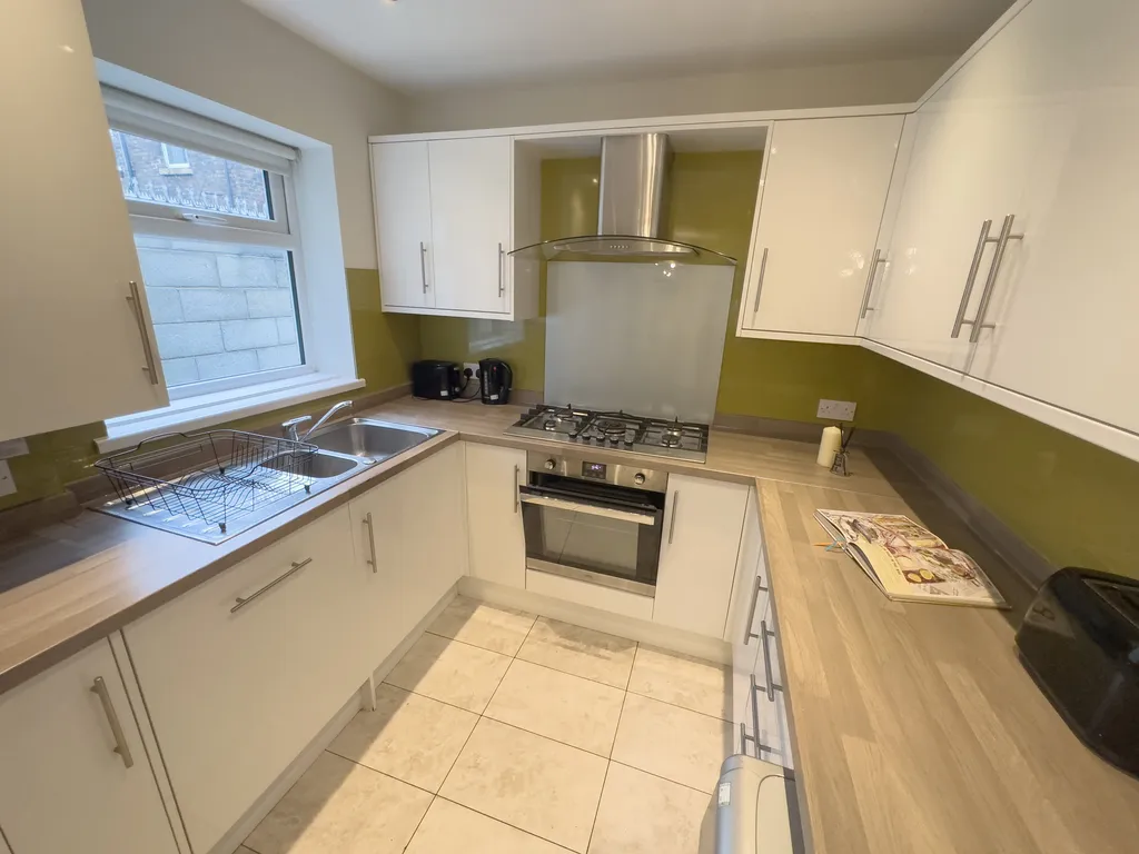 Apartment in Liverpool, Kensington Fields, Kensington - View 3