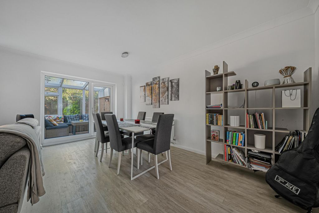 Property photo 3 of 13 Dining Room