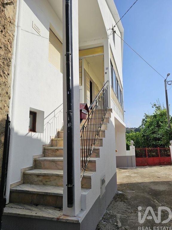 Property photo 2 of 30