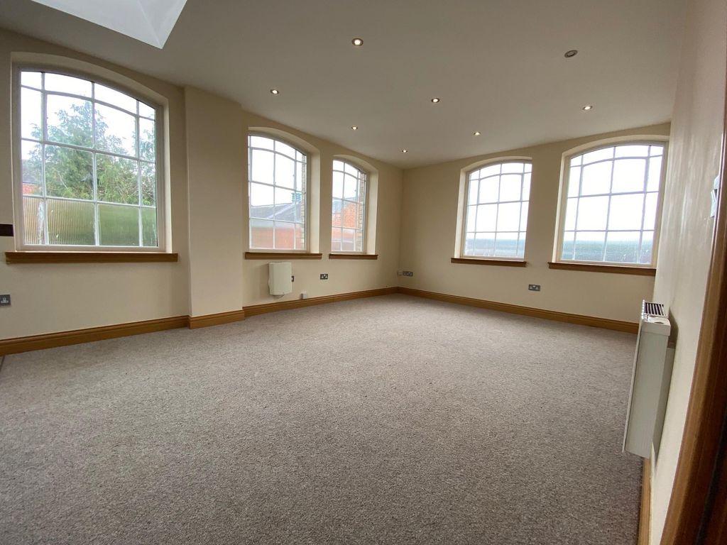 Property photo 2 of 5 Living Room