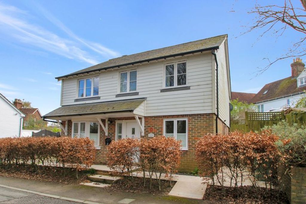 Property photo 1 of 19
