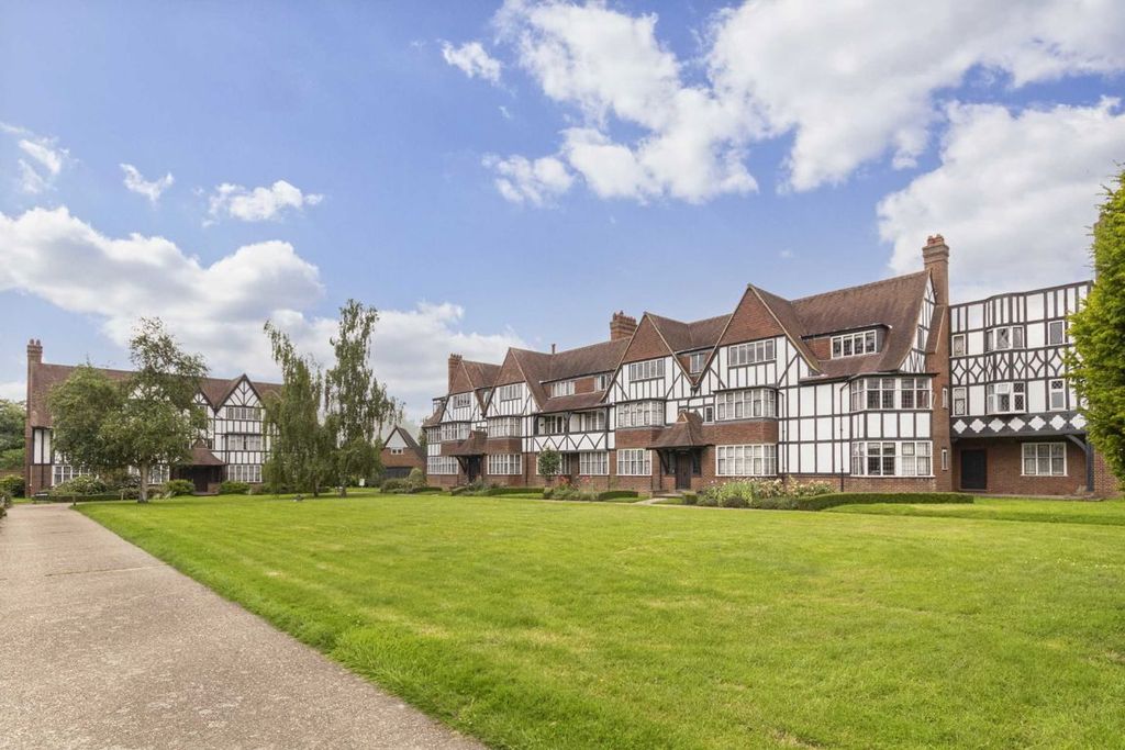 Property photo 1 of 5