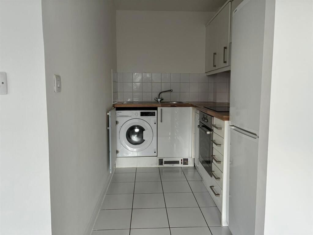 Property photo 3 of 5