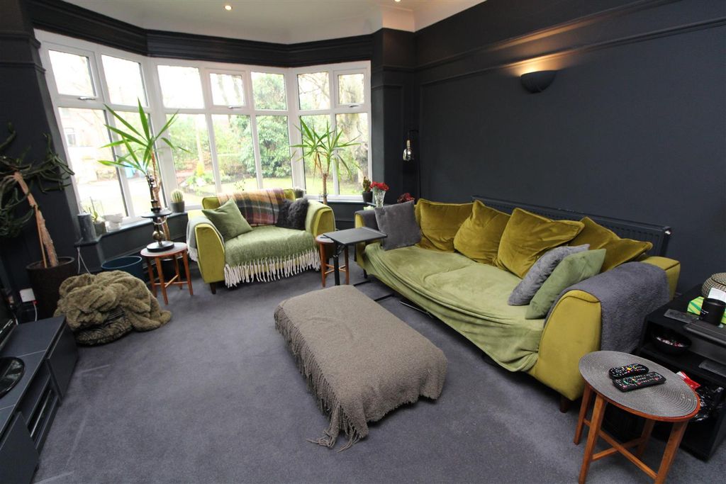 Property photo 2 of 13 Reception1