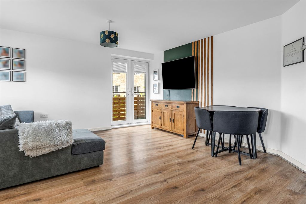 Property photo 2 of 12 Internal-8.Jpg