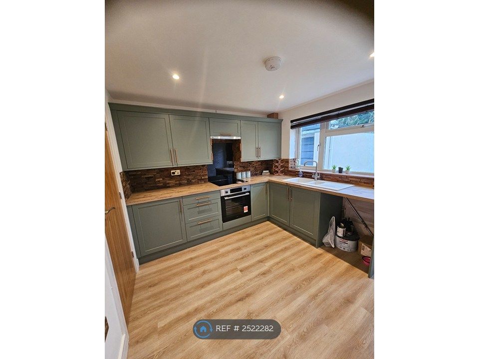 Property photo 2 of 30