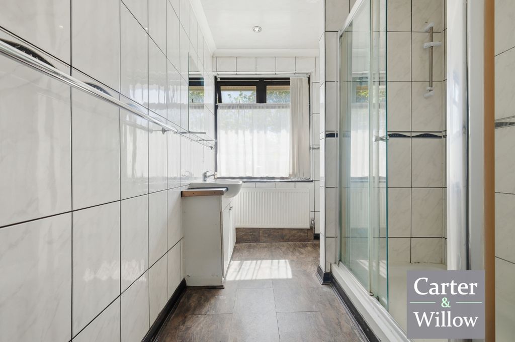 Additional image 18 of 4 bed semi-detached house for saleHaydon Road, Dagenham RM8