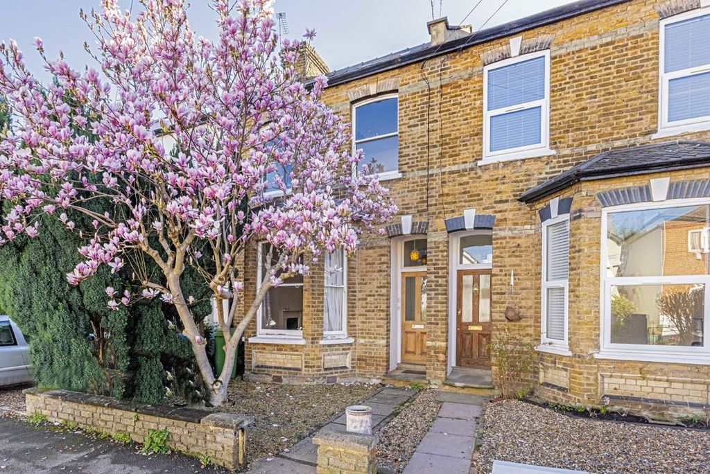 Property photo 1 of 9
