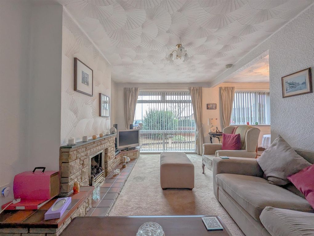 Property photo 3 of 17 Pxl_20241204_112823358.Mp.Jpg