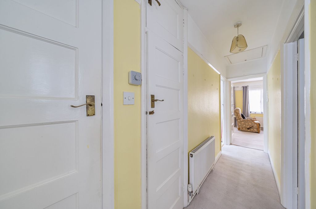 Property photo 2 of 16 1397477-17-69651A...