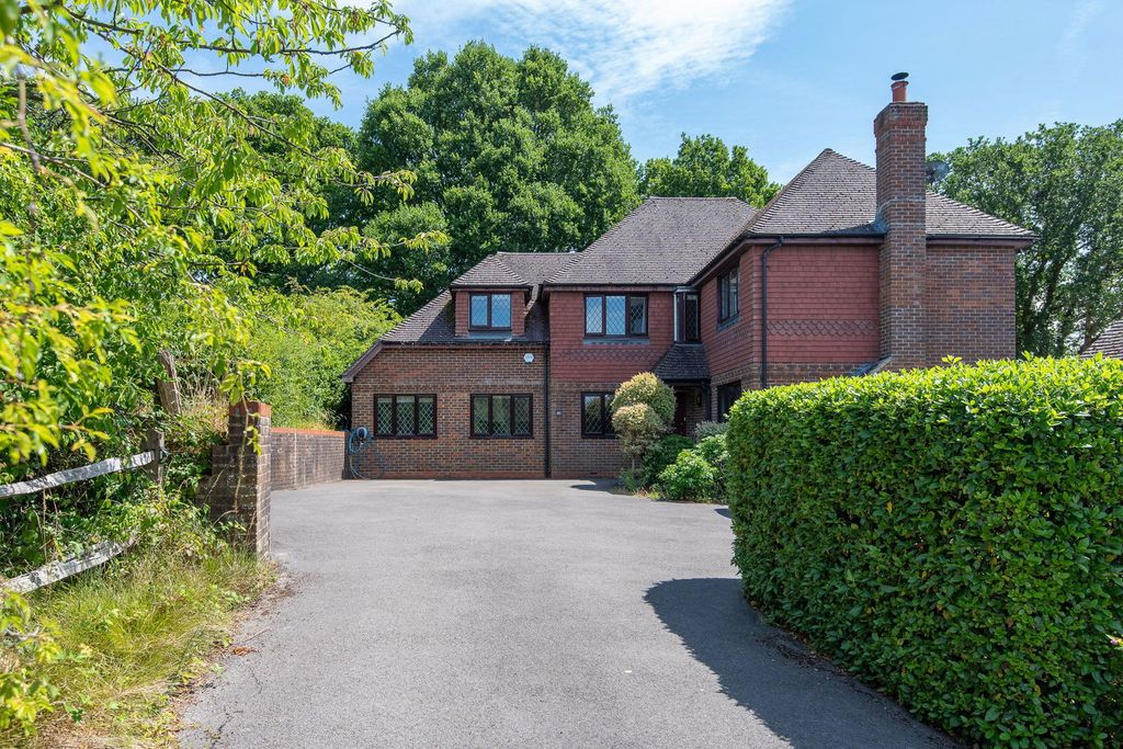 Property photo 1 of 23