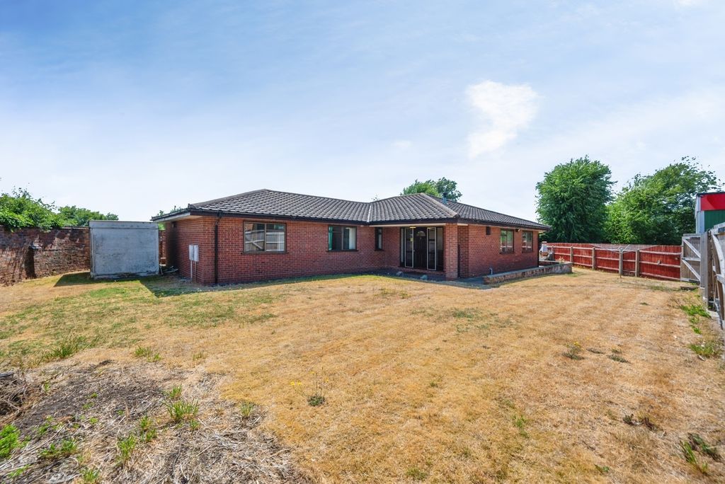 Property photo 1 of 26 Pbox-Img.Jpg