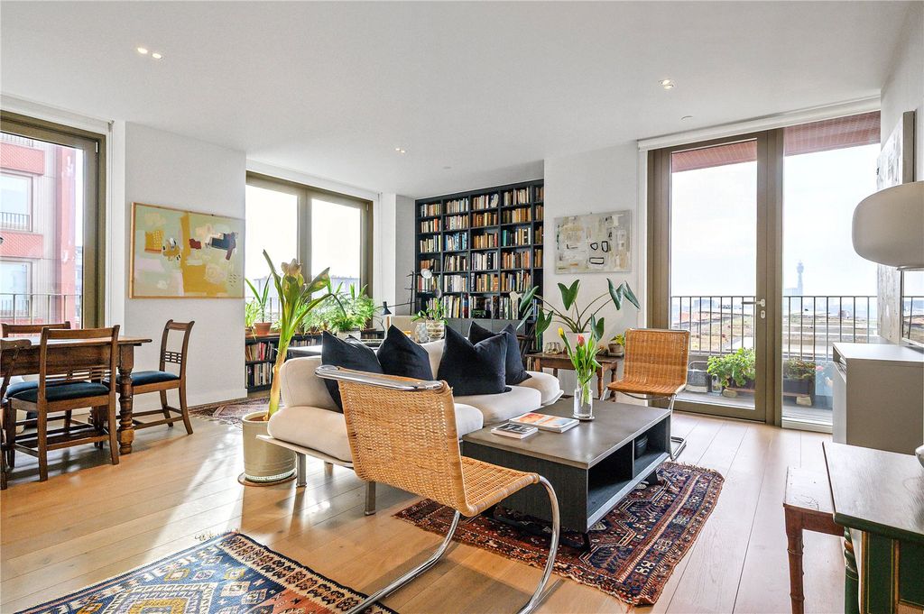 Property photo 1 of 12 Reception Room