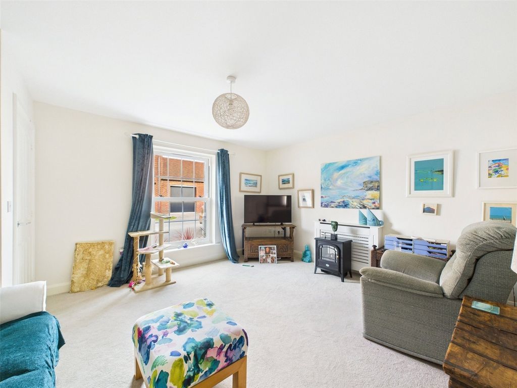 Property photo 3 of 15 Picture No. 03