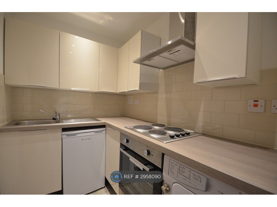 Property photo 2 of 3