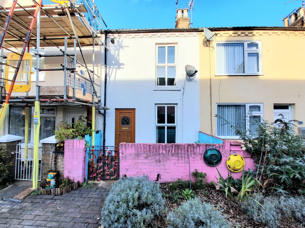 Property photo 1 of 18
