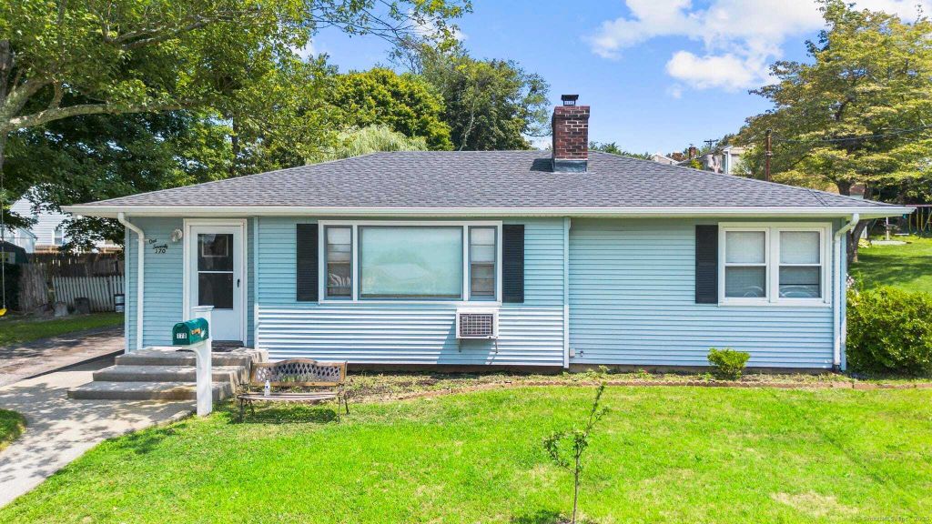 Property photo 1 of 30