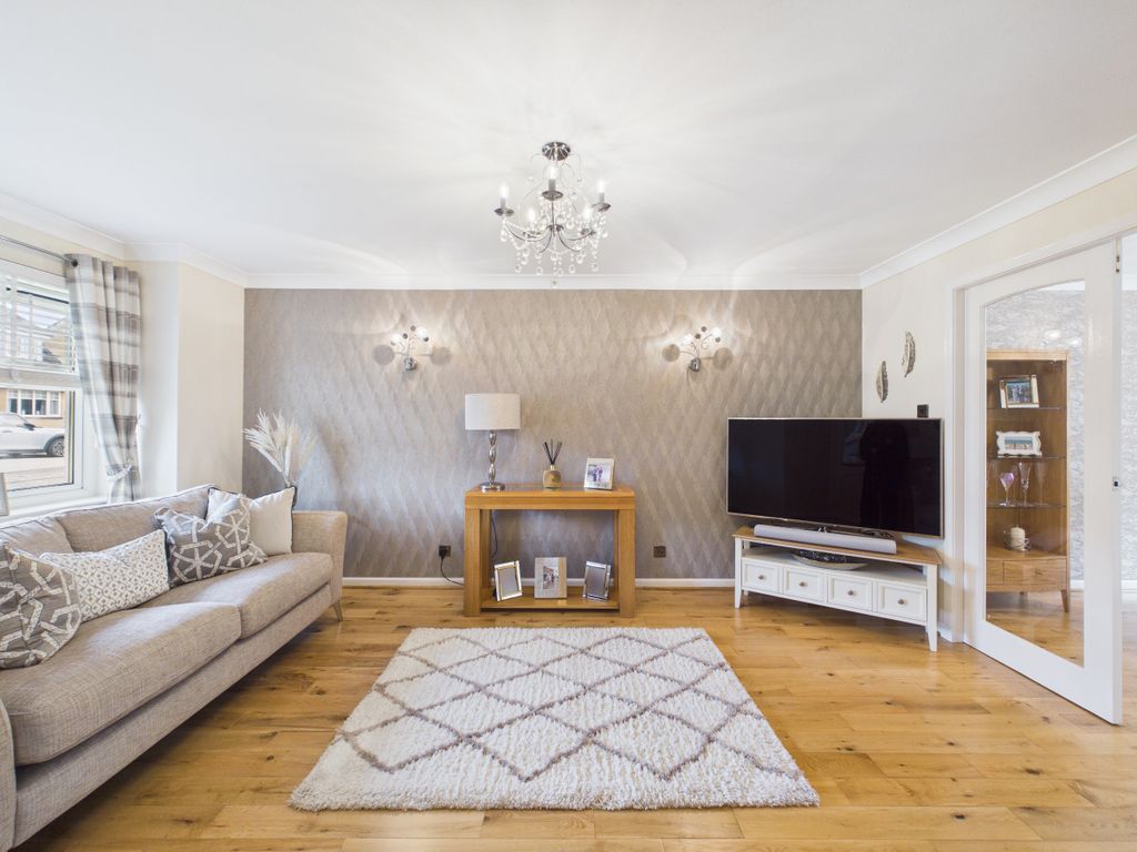 Property photo 2 of 40