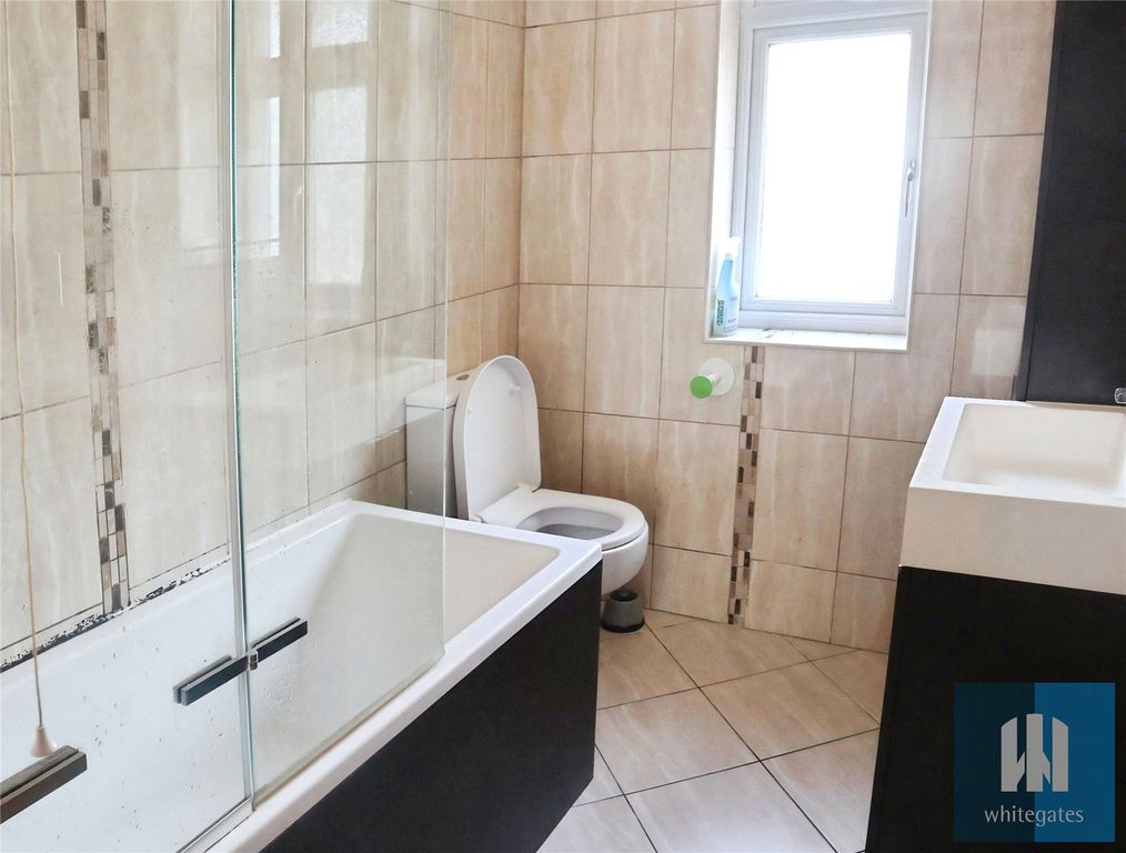 Property photo 3 of 9 Picture No. 20